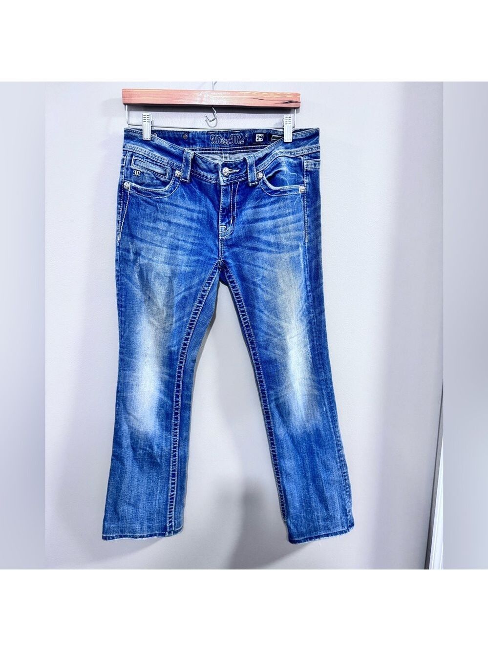 Women's Miss Me JE5386R Easy Boot Cut Blue Denim Jeans with Embroidery. Size 29